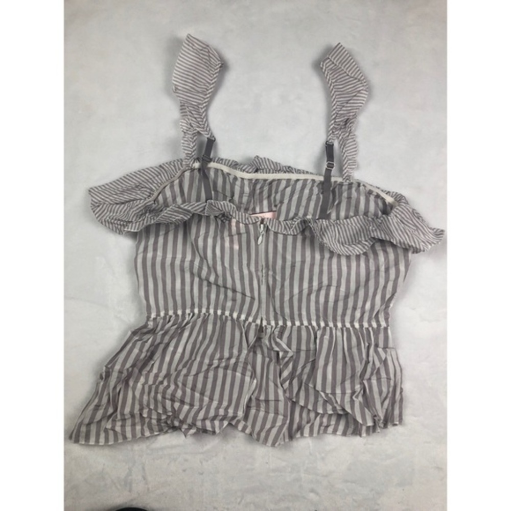Victoria Secret Ruffles Sleep Cami - Picture 3 of 4